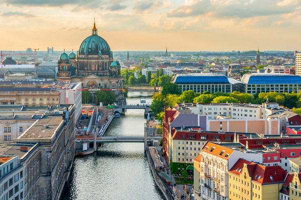 Berlin Summer Intl Econ